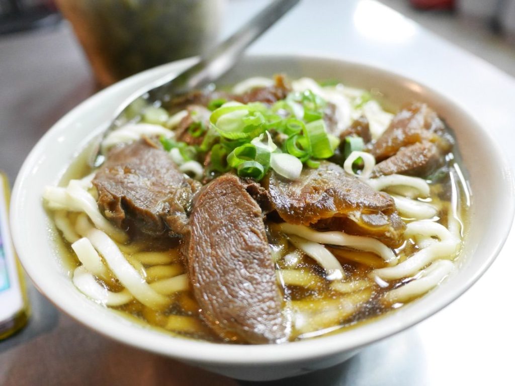 建宏の牛肉麺