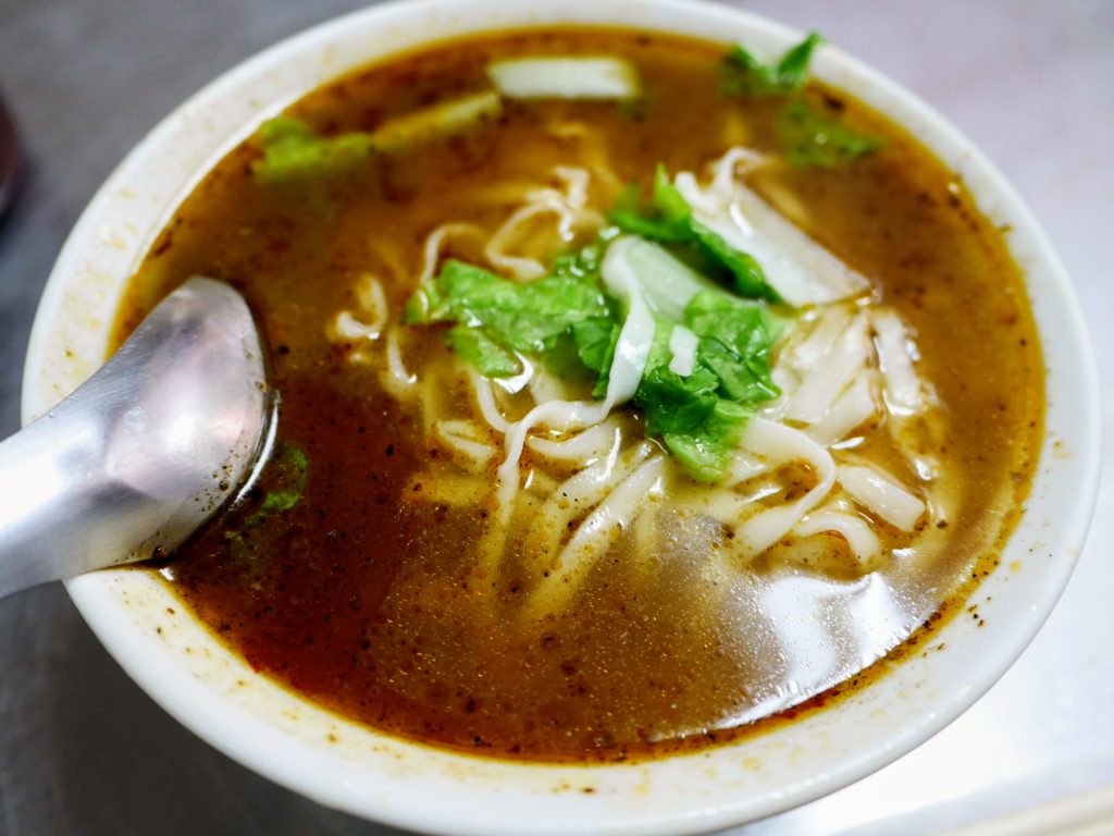 正宗紅焼牛肉麺の牛肉麺
